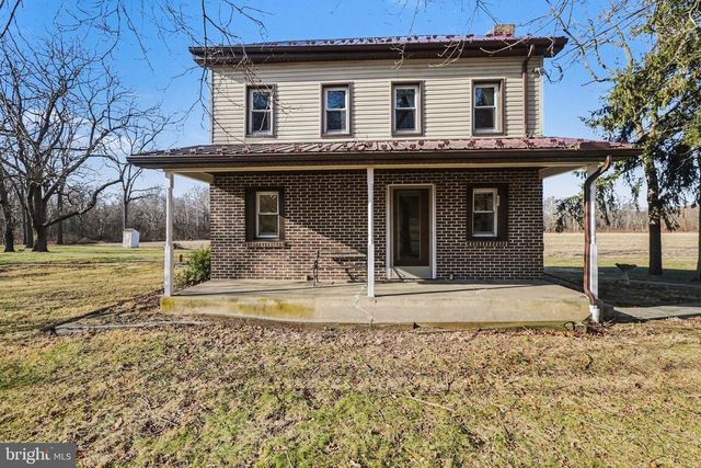 1207 PINE RD, Carlisle, PA 17015