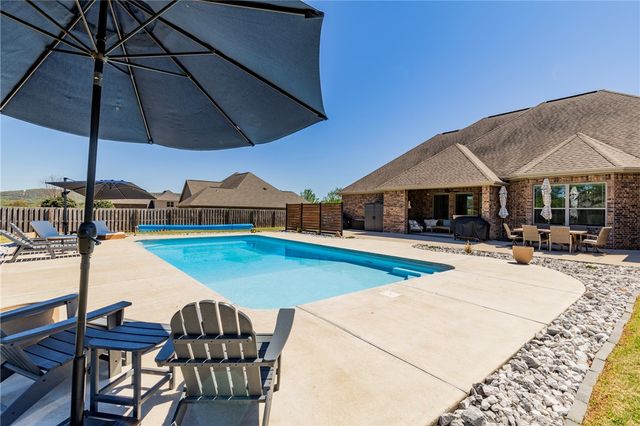 426 Eagle Ridge Drive, Farmington, AR 72730