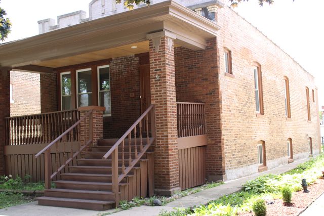 1318 S 61st Court, Cicero, IL 60804