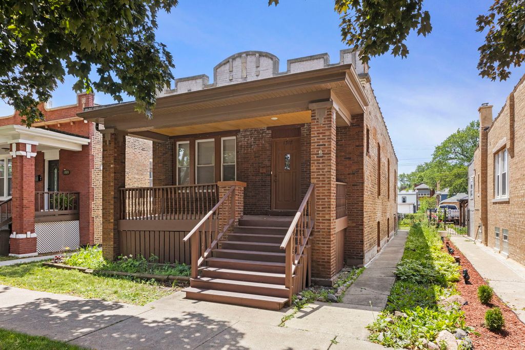1318 S 61st Court, Cicero, IL 60804