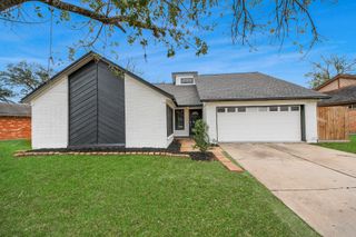 718 Land Grant Drive, Richmond, TX 77406