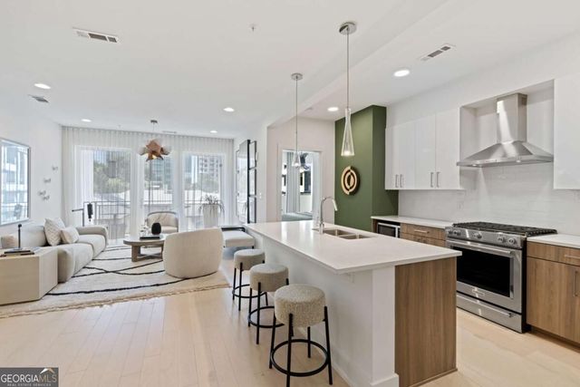 775 Juniper Street NE 227, Atlanta, GA 30308