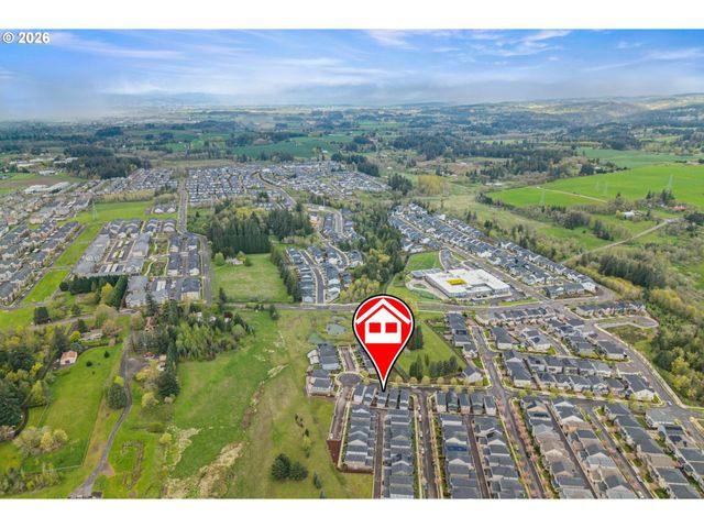 7438 Nw LAUREN Ave, Portland, OR 97229