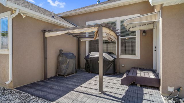 15163 S SKYFALL DR, Bluffdale, UT 84065