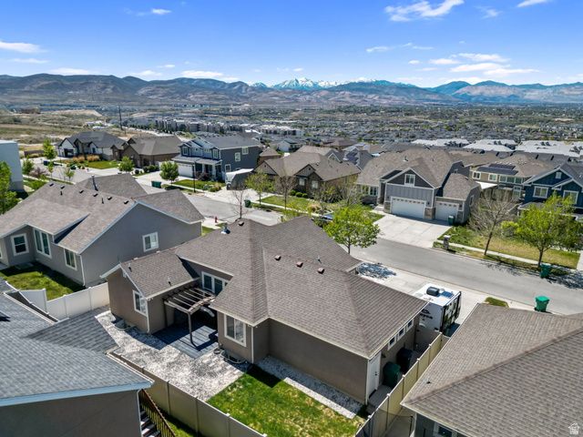 15163 S SKYFALL DR, Bluffdale, UT 84065