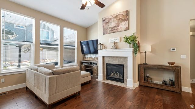 15163 S SKYFALL DR, Bluffdale, UT 84065