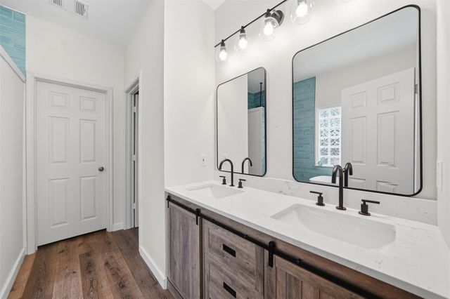 1015 Peyton PL, Cedar Park, TX 78613