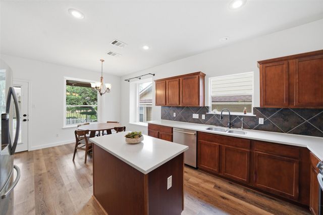1015 Peyton PL, Cedar Park, TX 78613