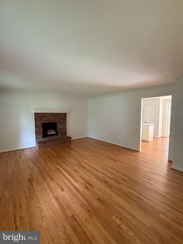 10216 CAPITOL VIEW AVE, Silver Spring, MD 20910