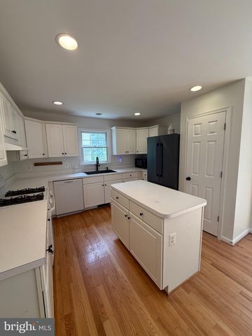 10216 CAPITOL VIEW AVE, Silver Spring, MD 20910