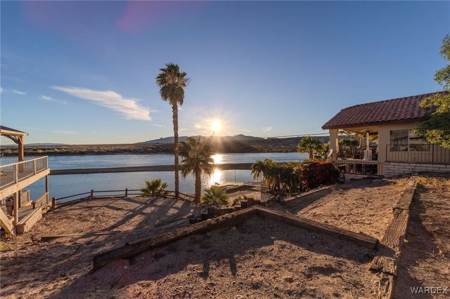 2053 Whitewater Drive, Bullhead City, AZ 86442