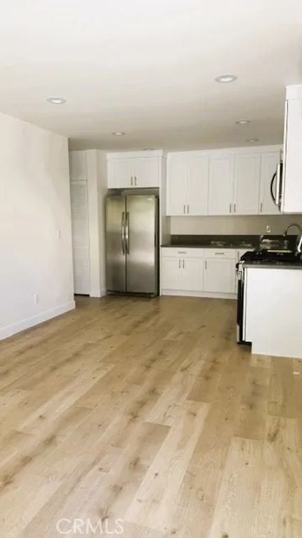 6851 N De Celis Place, Van Nuys, CA 91406