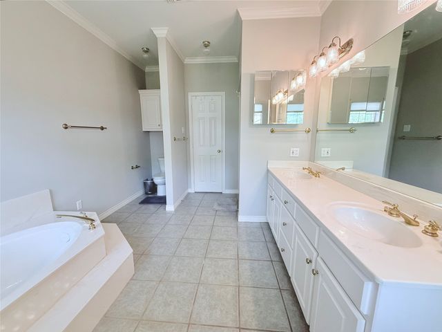 120 Modoc Trail, Gainesville, TX 76240
