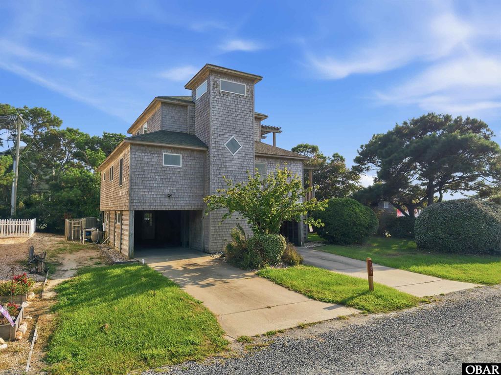 Image 2 of property listing at 101 Ocean Bay Boulevard, Duck, NC 27949