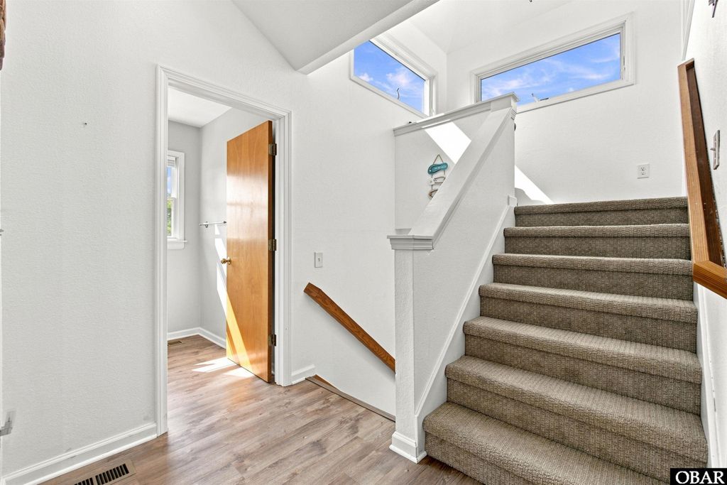 Image 26 of property listing at 101 Ocean Bay Boulevard, Duck, NC 27949