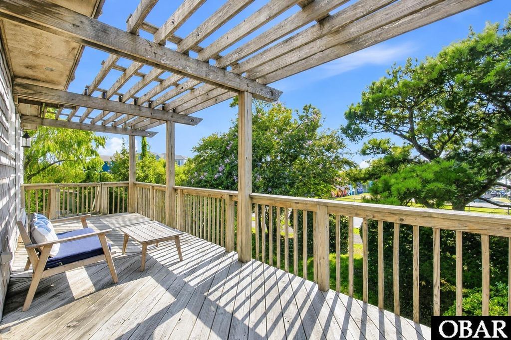 Image 34 of property listing at 101 Ocean Bay Boulevard, Duck, NC 27949