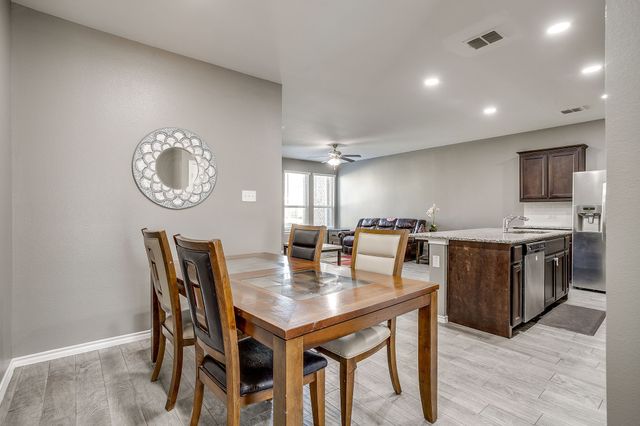 417 Milverton Drive, Fort Worth, TX 76036