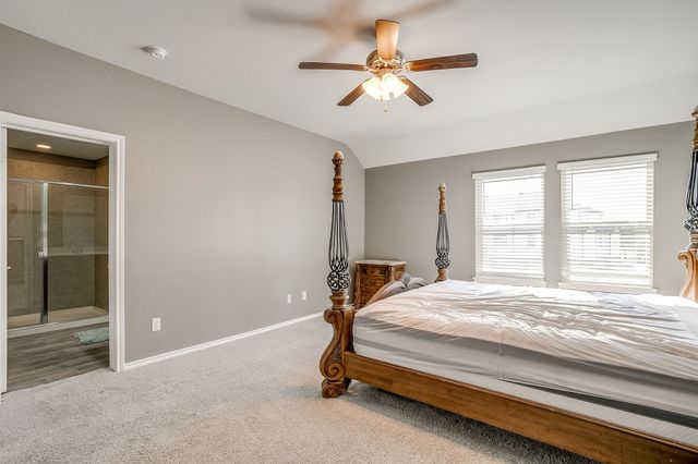 417 Milverton Drive, Fort Worth, TX 76036