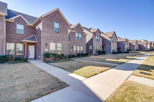 417 Milverton Drive, Fort Worth, TX 76036