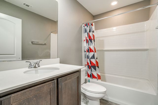 417 Milverton Drive, Fort Worth, TX 76036