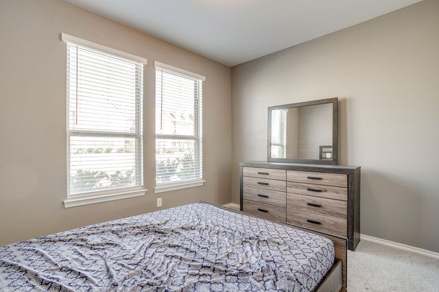 417 Milverton Drive, Fort Worth, TX 76036