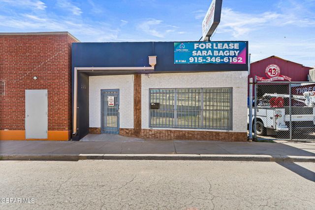 2414 Texas Avenue, El Paso, TX 79901