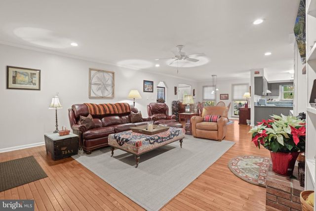 7 HAMMOND LN, Fredericksburg, VA 22407