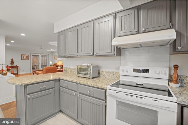 7 HAMMOND LN, Fredericksburg, VA 22407