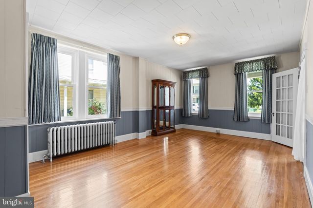 13640 VILLAGE MILL DR, Maugansville, MD 21767