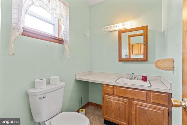 13640 VILLAGE MILL DR, Maugansville, MD 21767