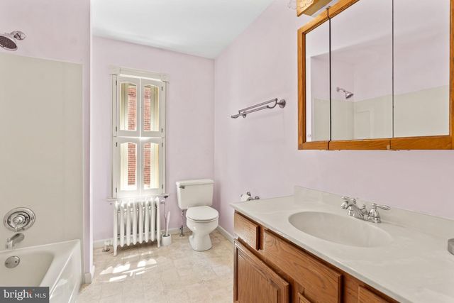 13640 VILLAGE MILL DR, Maugansville, MD 21767