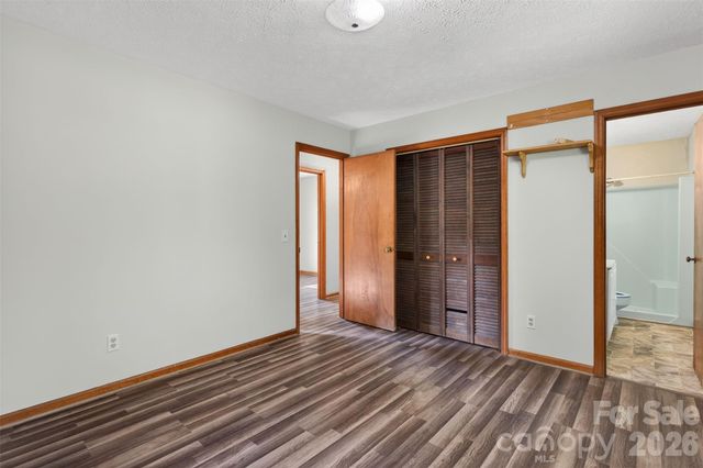 404 Ciccone Drive, Hendersonville, NC 28791