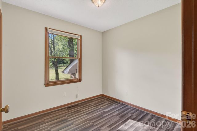 404 Ciccone Drive, Hendersonville, NC 28791