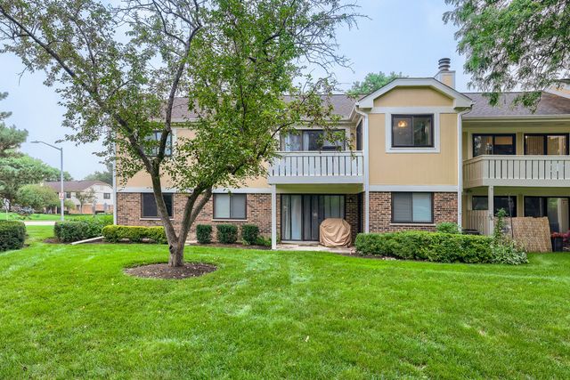 1059 Southbury Lane, Wheeling, IL 60090