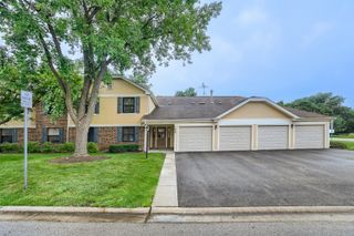 1059 Southbury Lane, Wheeling, IL 60090