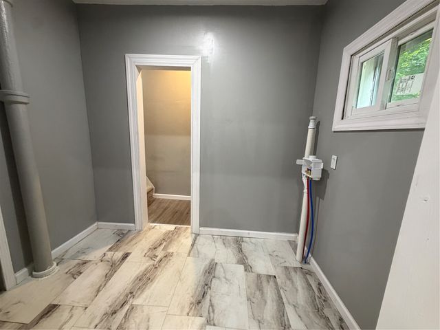 535 E 23RD Street, Erie, PA 16503