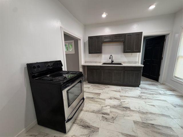 535 E 23RD Street, Erie, PA 16503
