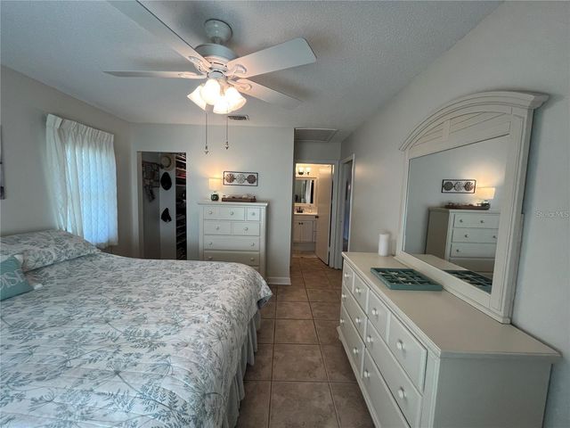 1907 CANTERBURY LANE 10, Sun City Center, FL 33573