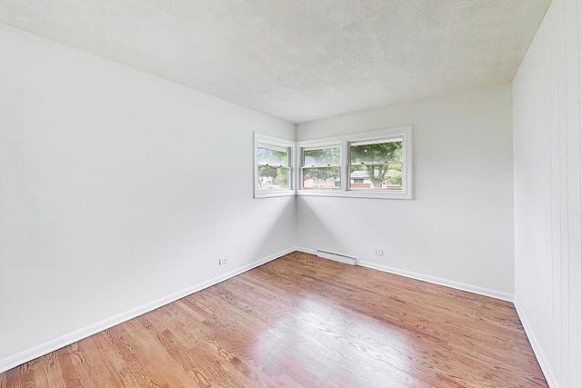 3N361 N Howard Avenue, Elmhurst, IL 60126
