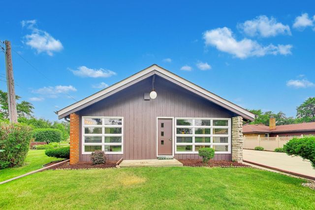 3N361 N Howard Avenue, Elmhurst, IL 60126