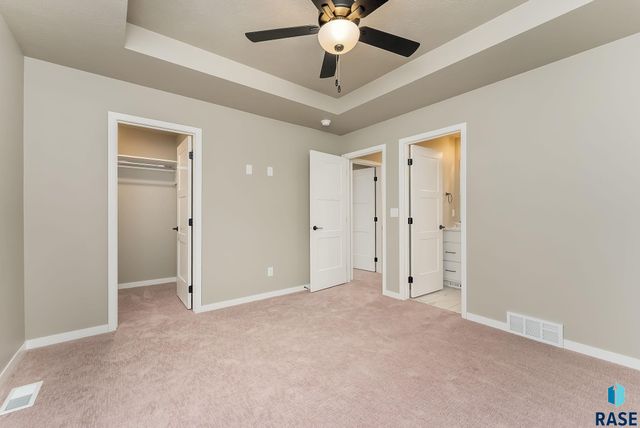 1230 N POPLAR Ave Avenue, Tea, SD 57064