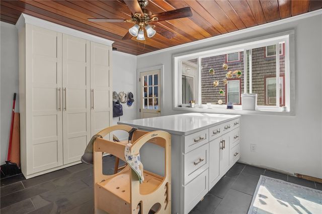 2 Channing Place, Newport, RI 02840