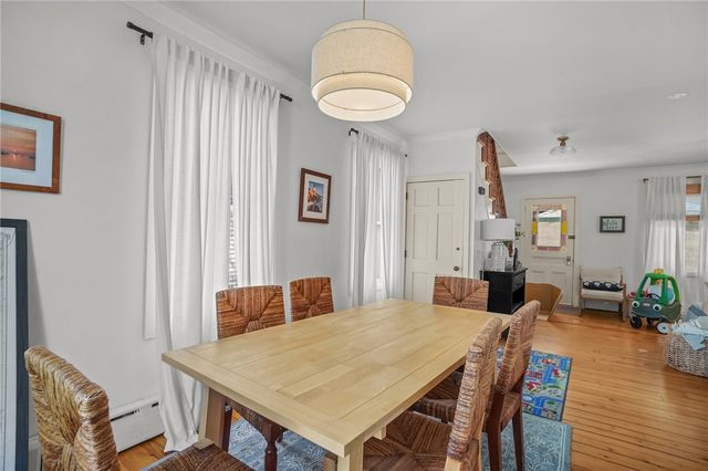 2 Channing Place, Newport, RI 02840