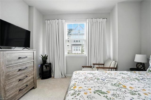 1808 Moravian WALK, Chesapeake, VA 23323