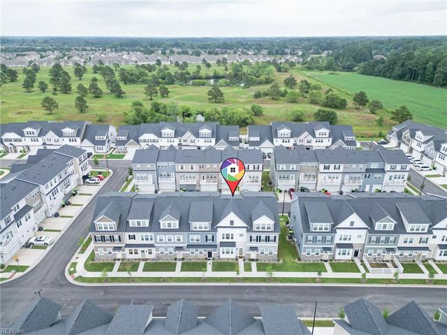1808 Moravian WALK, Chesapeake, VA 23323