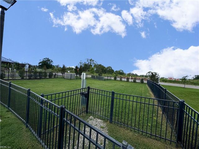 1808 Moravian WALK, Chesapeake, VA 23323