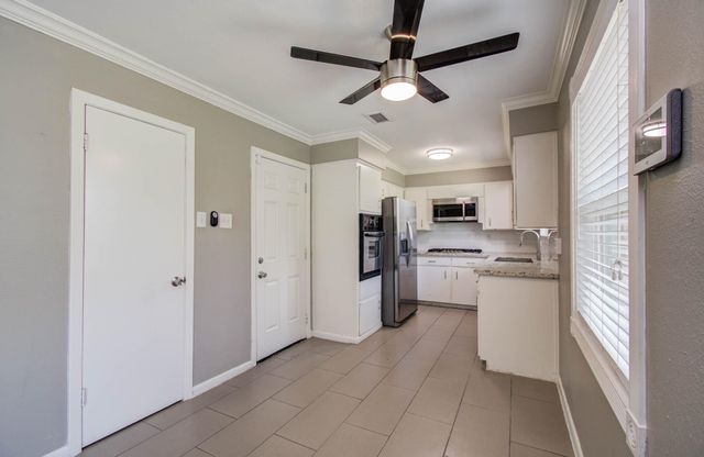 9410 Highmeadow Drive, Houston, TX 77063