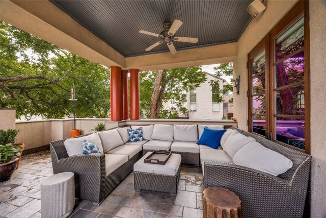 2203 Allen Street, Dallas, TX 75204