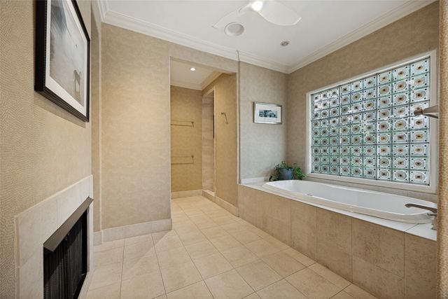 2203 Allen Street, Dallas, TX 75204