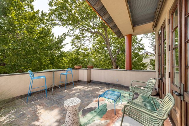 2203 Allen Street, Dallas, TX 75204